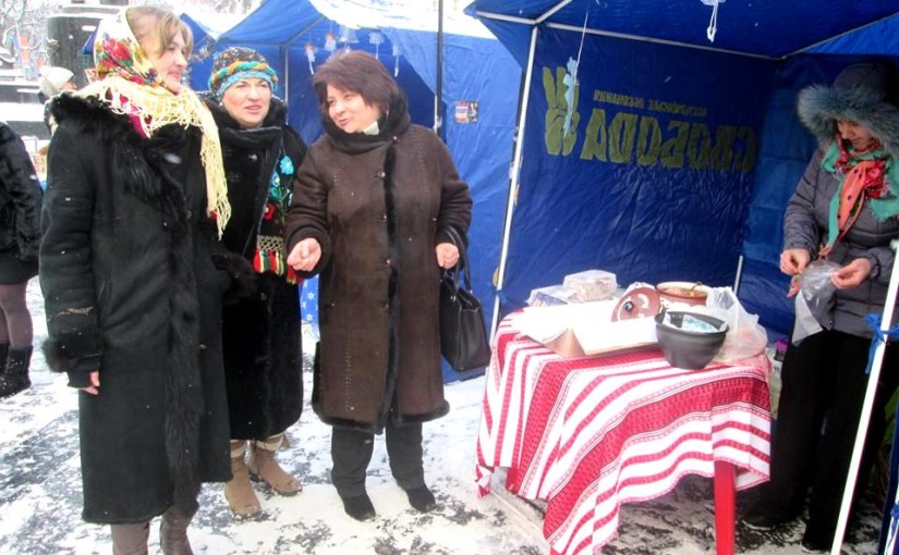 Львівські яворинки провели акцію «Різдвяний ангелик» на підтримку дітей героїв війни