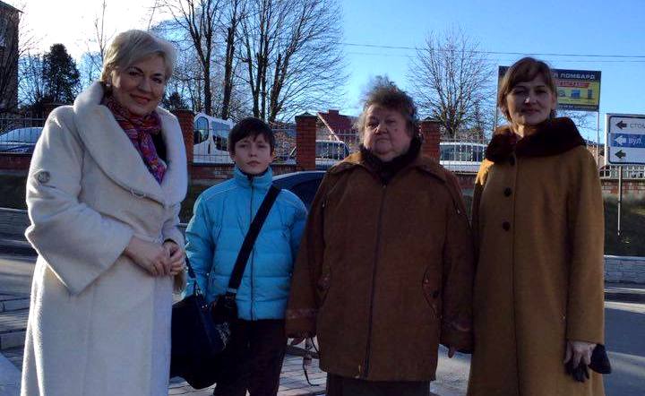 Ірина Сех відвідала маму загиблого добровольця Олександра Чирцова