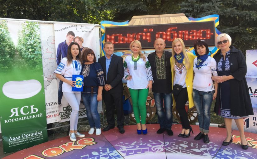 За підтримки «Яворини» в Пониковиці на Бродівщині відбулося співоче шоу «Караоке на селі»