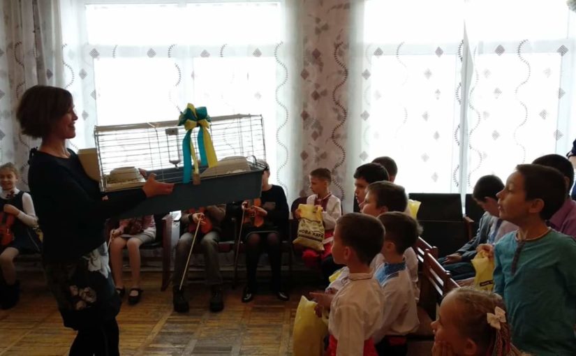 Черкаська “Яворина” влаштувала свято для дітей з інвалідністю до Дня Святого Миколая